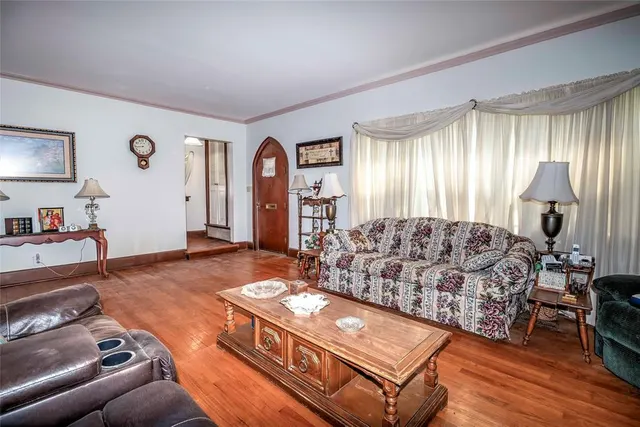 Photo 6 — 813 Steele Avenue, Chandler, OK 74834