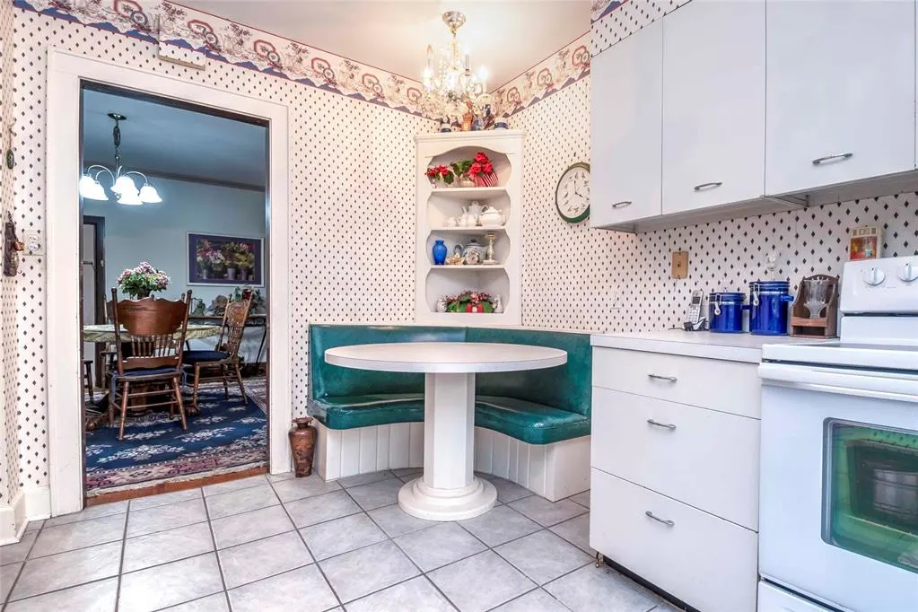 Photo 9 — 813 Steele Avenue, Chandler, OK 74834