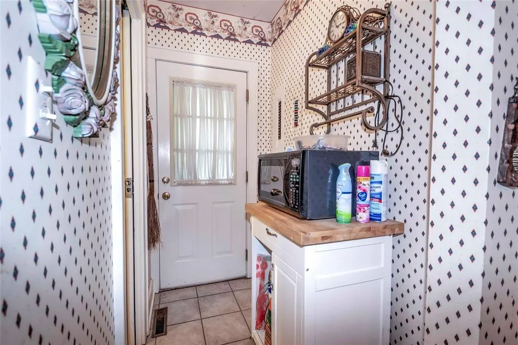 Photo 12 — 813 Steele Avenue, Chandler, OK 74834