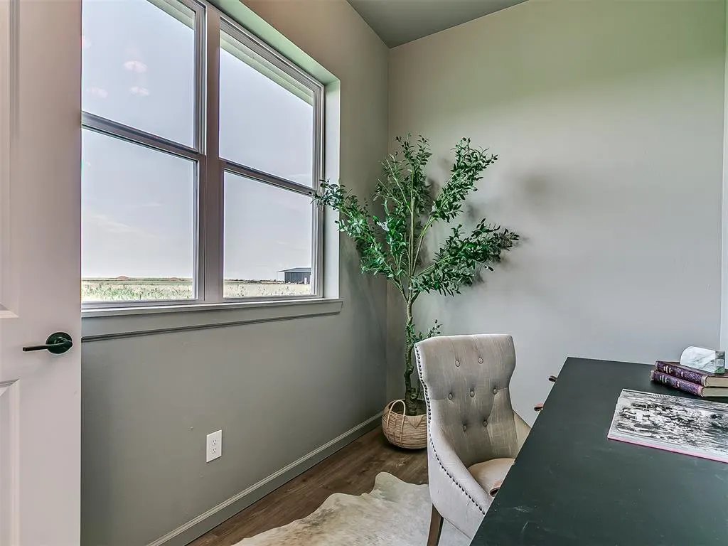 Photo 33 — 2692 S May Avenue, Guthrie, OK 73044