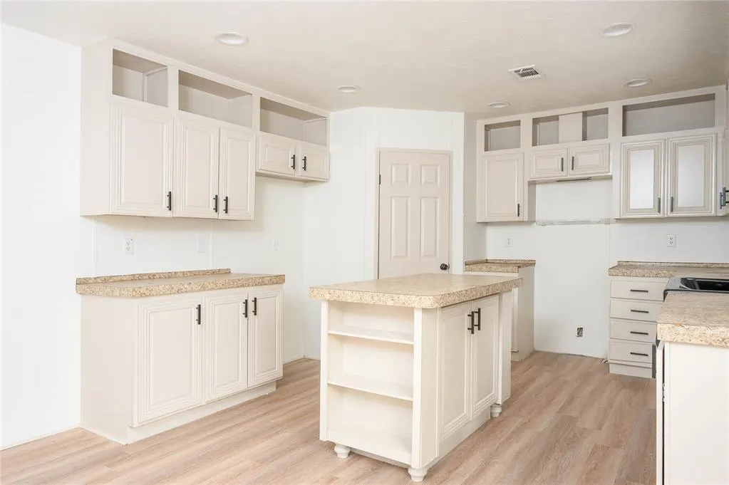 Photo 8 — 167 Betty Drive, Tecumseh, OK 74873