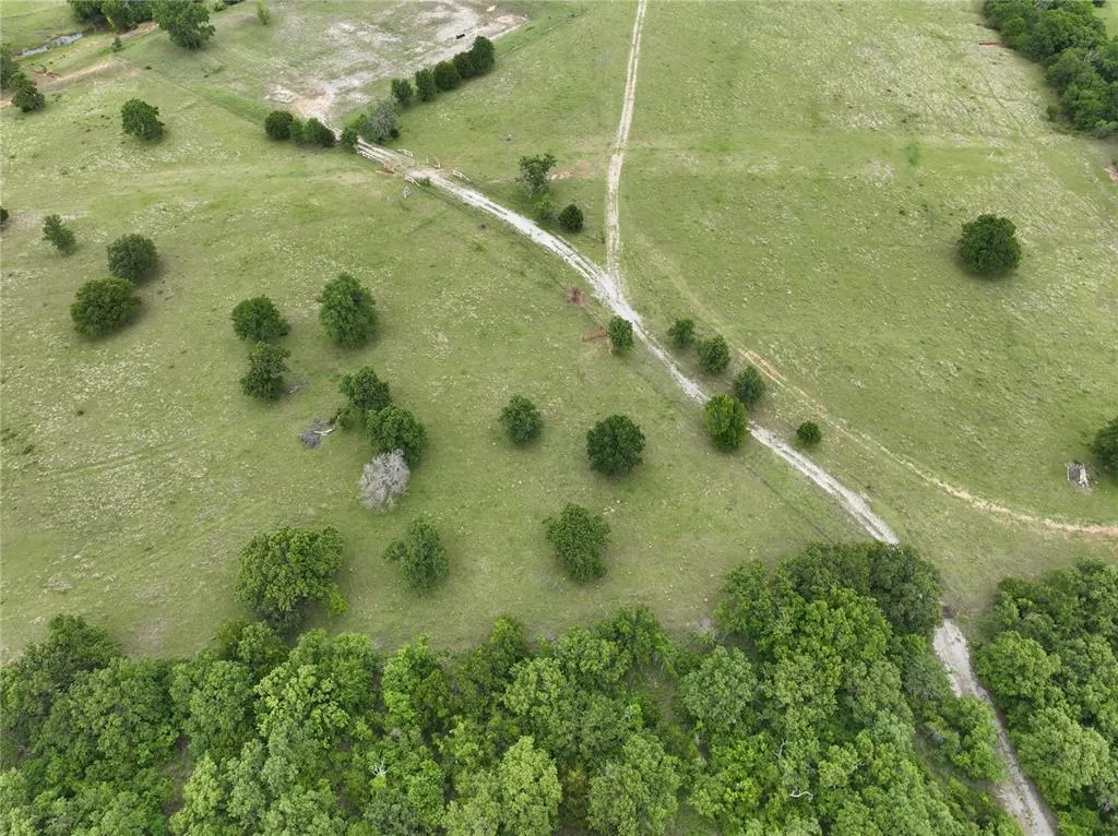 Photo 10 — 1996 County Road 1556, Rush Springs, OK 73082