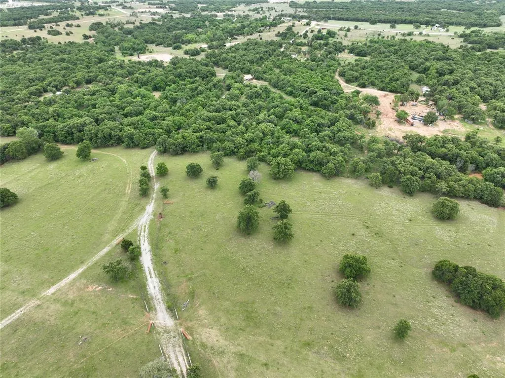 Photo 17 — 1996 County Road 1556, Rush Springs, OK 73082