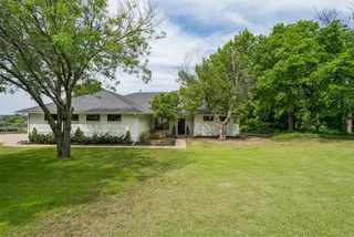 Sold home at 3306 Hillview Drive