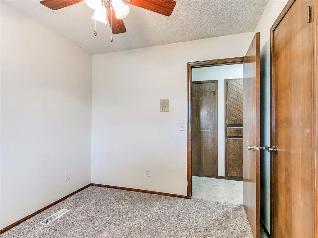 Photo 18 — 2320 Tecumseh Road, Blanchard, OK 73010
