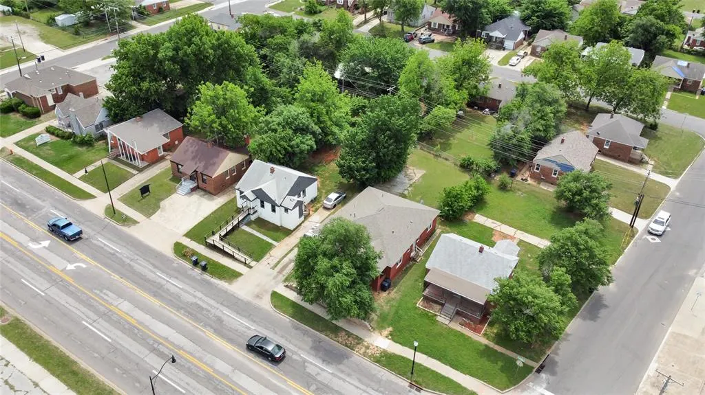 Photo 23 — 2104 NE 23rd Street, Oklahoma City, OK 73111