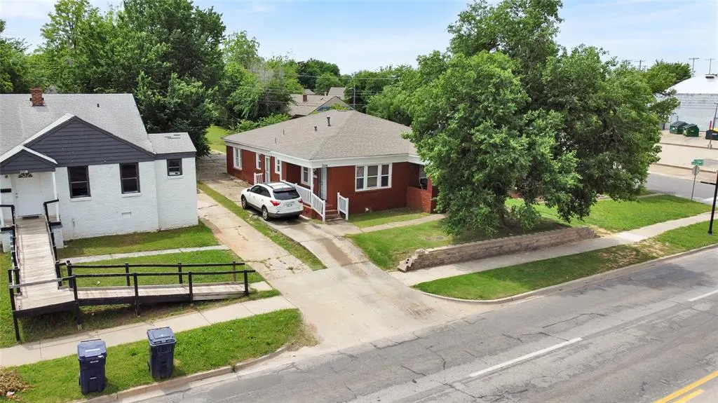 Photo 24 — 2104 NE 23rd Street, Oklahoma City, OK 73111