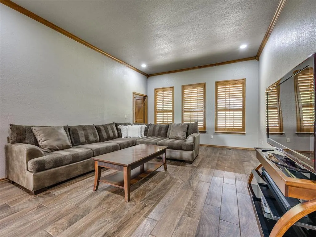 Photo 9 — 10460 SE 57th Street, Oklahoma City, OK 73150