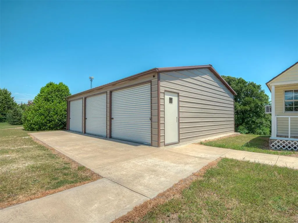Photo 47 — 423310 E 1169 Road, Eufaula, OK 74432