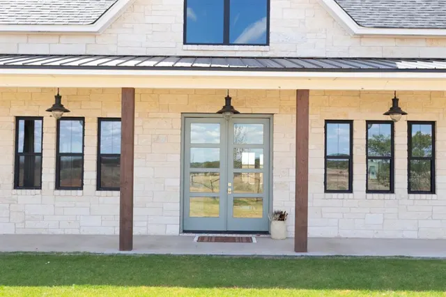 Photo 2 — 15517 S County Road 206, Blair, OK 73526