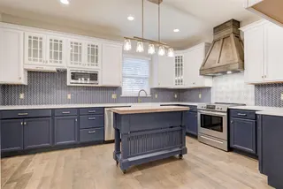Sold home at 1502 W Cleveland Avenue