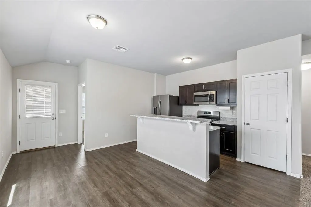 Photo 14 — 11701 Casey Drive, Yukon, OK 73099
