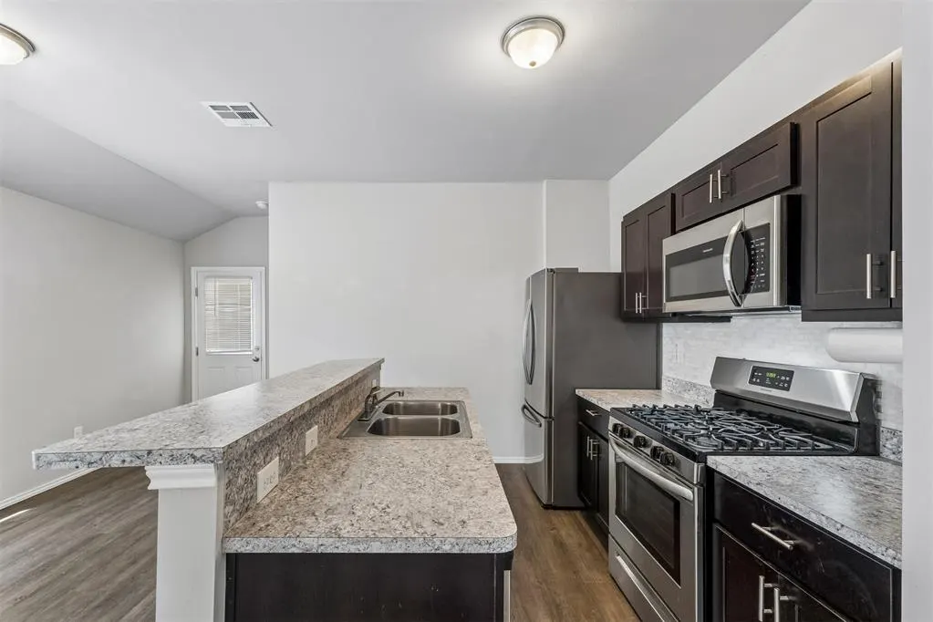 Photo 18 — 11701 Casey Drive, Yukon, OK 73099