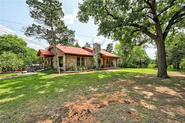 Photo 2 — 7900 N Bryant Avenue, Oklahoma City, OK 73131