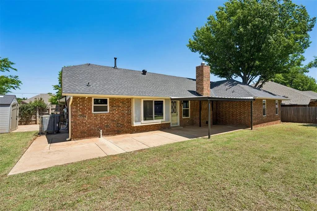Photo 27 — 2912 Smiling Hill Boulevard, Edmond, OK 73013