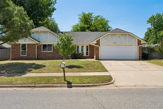 Sold home at 2912 Smiling Hill Boulevard