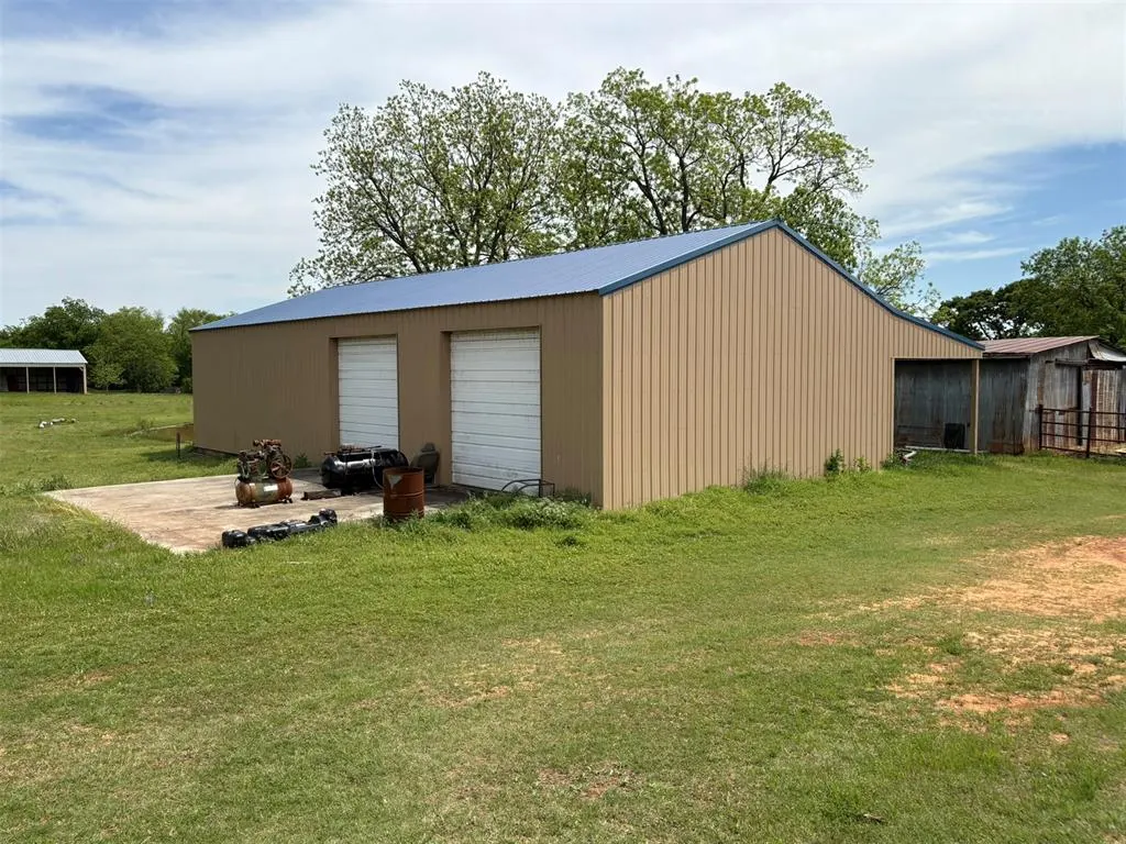 Photo 34 — 41693 Highway 59, Asher, OK 74826