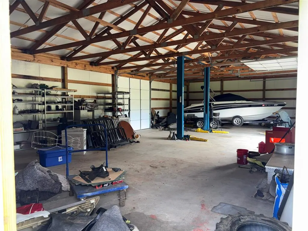Photo 37 — 41693 Highway 59, Asher, OK 74826