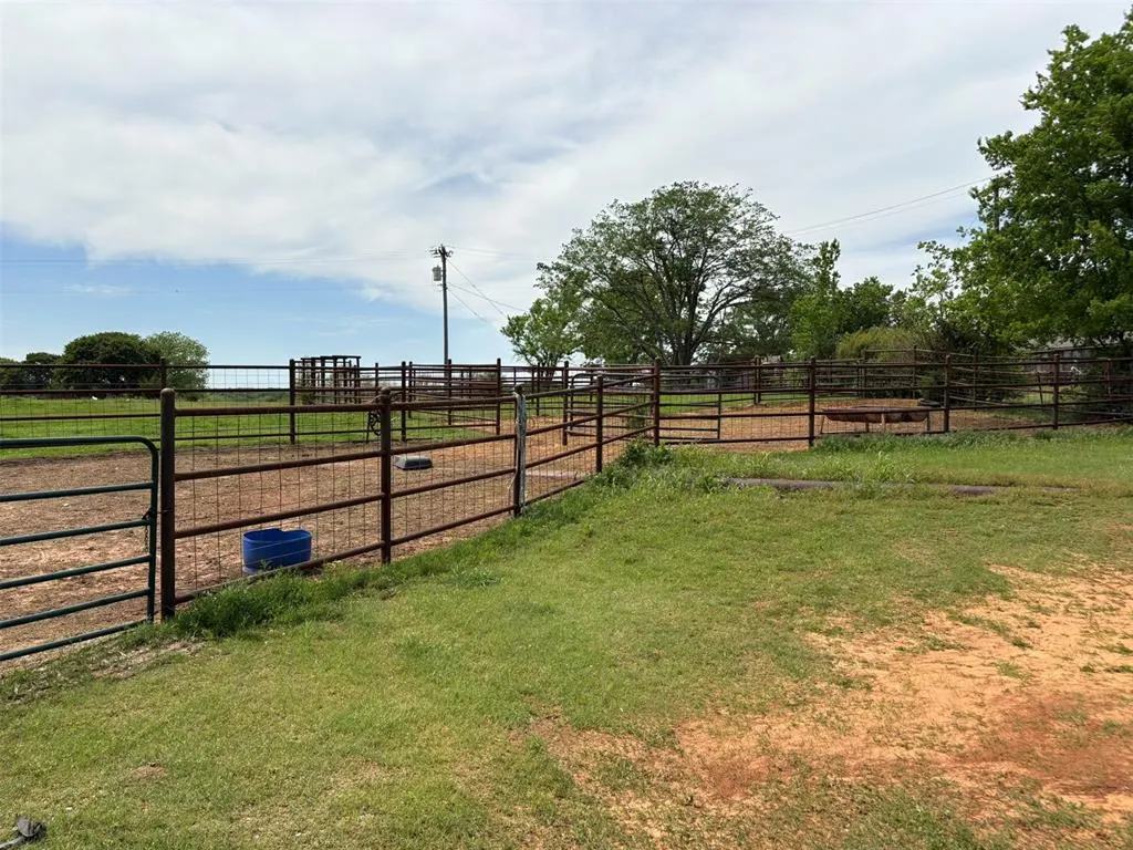 Photo 43 — 41693 Highway 59, Asher, OK 74826