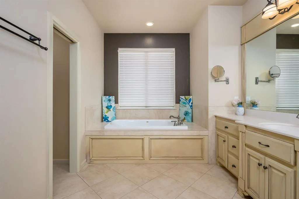 Photo 22 — 2333 Flint Ridge Road, Edmond, OK 73003