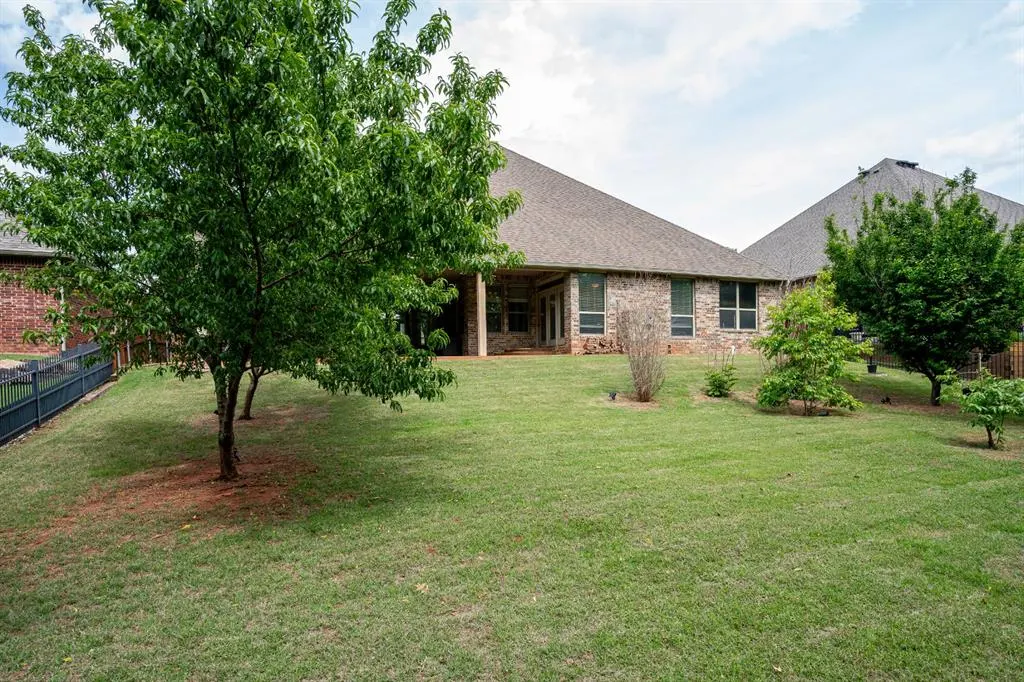 Photo 40 — 2333 Flint Ridge Road, Edmond, OK 73003