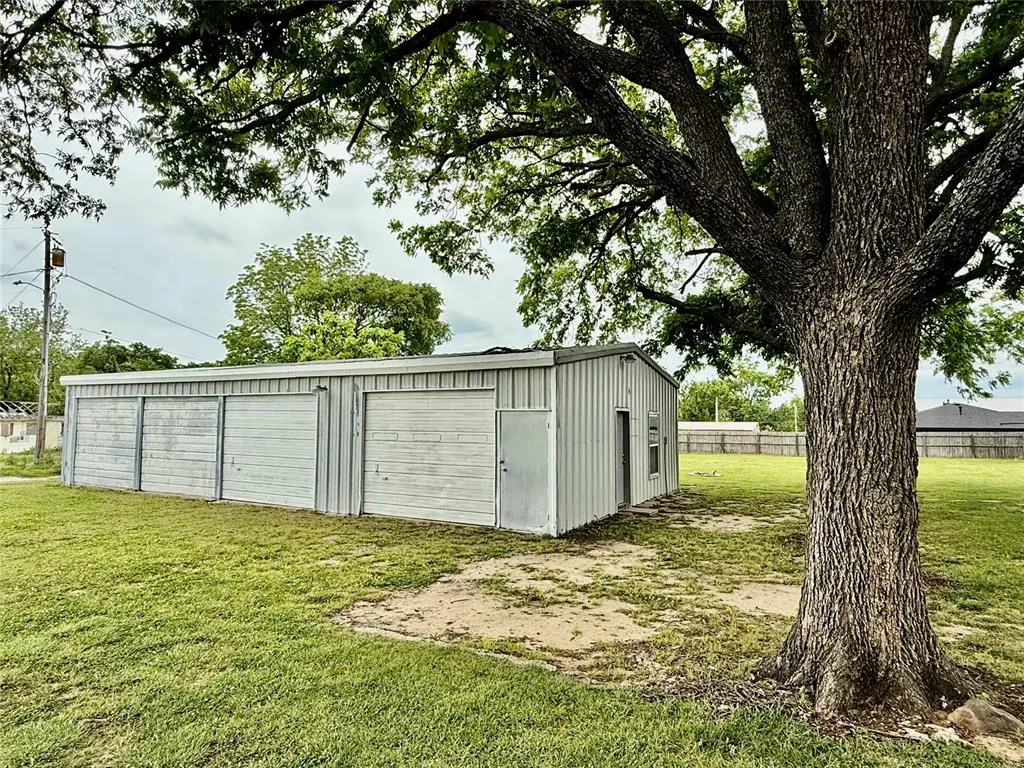 Photo 5 — 501 W Cottage Street, Ada, OK 74820