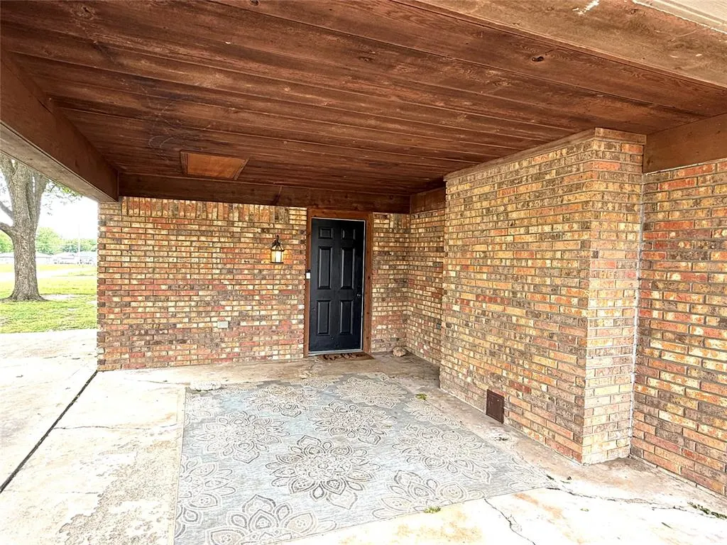 Photo 19 — 501 W Cottage Street, Ada, OK 74820