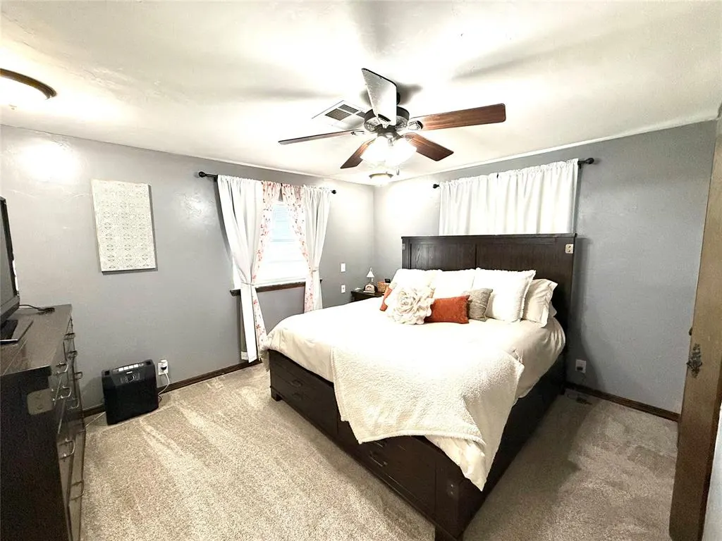 Photo 34 — 501 W Cottage Street, Ada, OK 74820