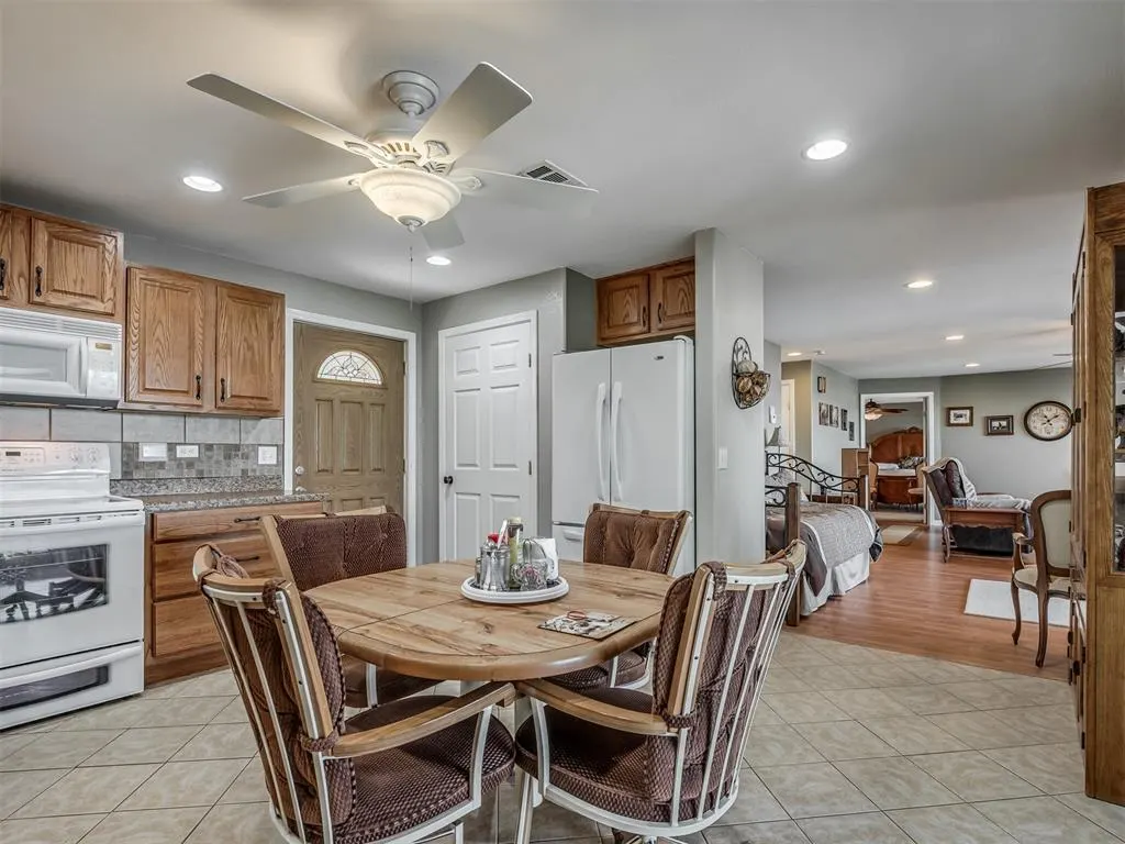 Photo 14 — 115686 S 4190th Road, Checotah, OK 74426