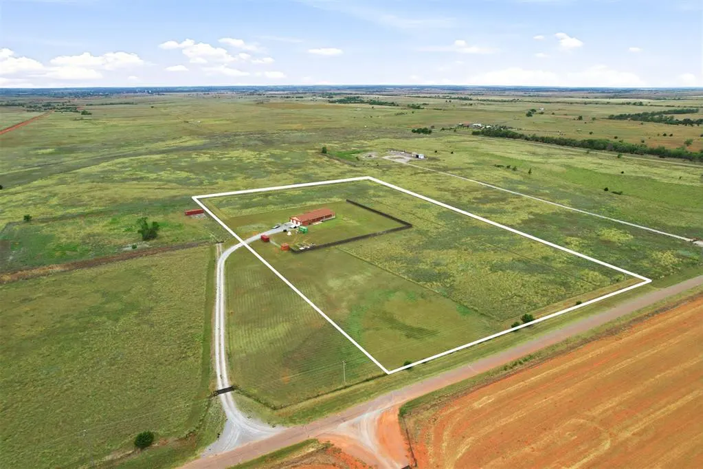 Photo 11 — 18784 E 1130 Road, Sayre, OK 73662