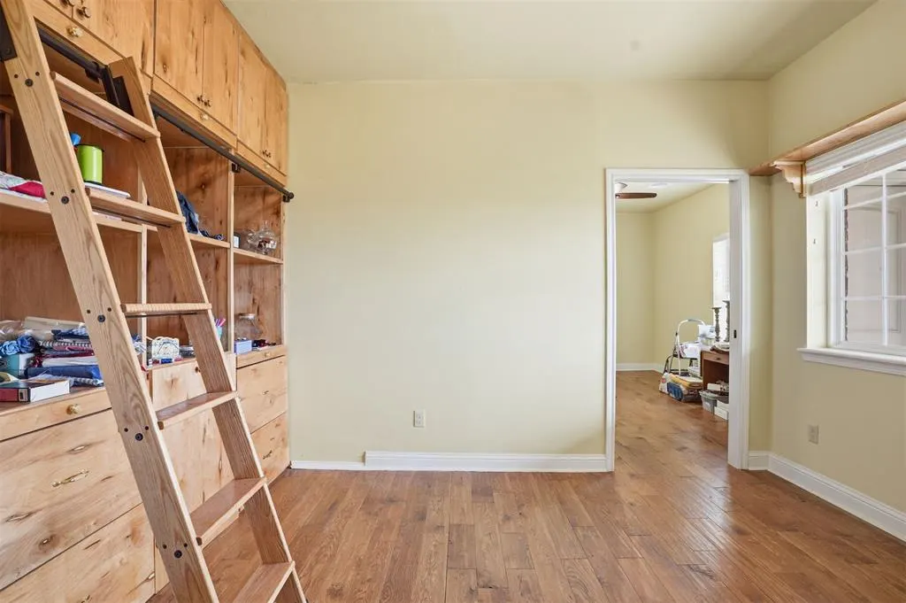 Photo 35 — 18784 E 1130 Road, Sayre, OK 73662