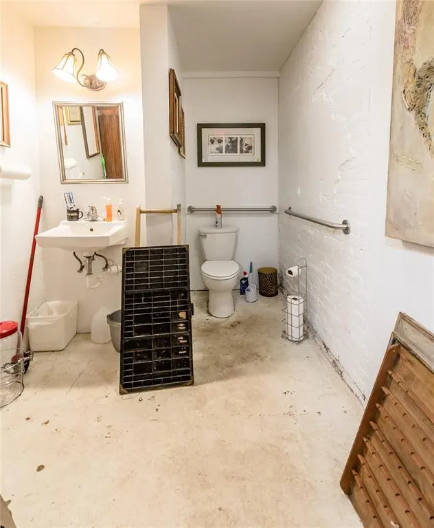Photo 8 — 218 W Broadway Avenue, Elk City, OK 73644