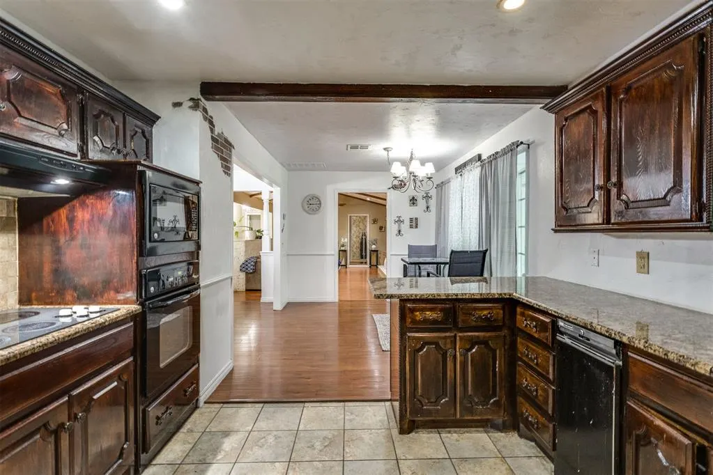Photo 21 — 12109 S Wentworth Place, Oklahoma City, OK 73170