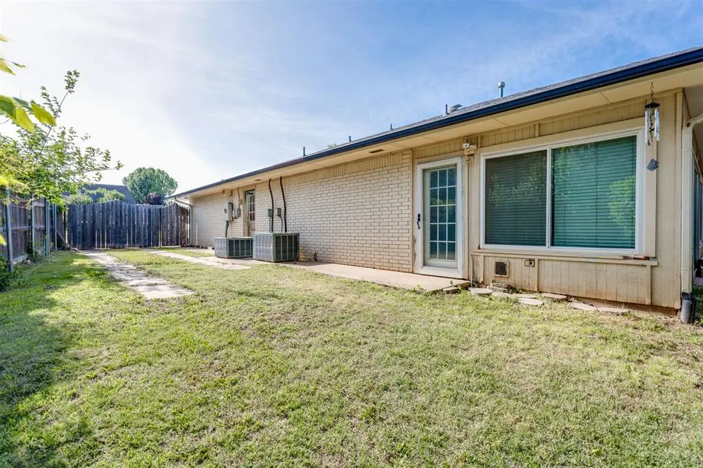 Photo 46 — 12109 S Wentworth Place, Oklahoma City, OK 73170