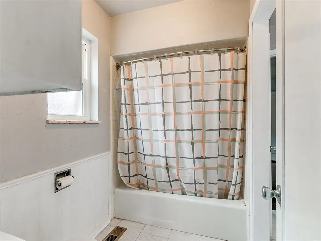 Photo 31 — 6525 N Saint Clair Avenue, Oklahoma City, OK 73116