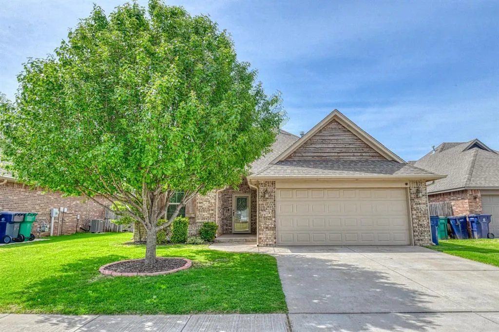 Front exterior — 5124 SW 120th Terrace, Oklahoma City, OK 73173