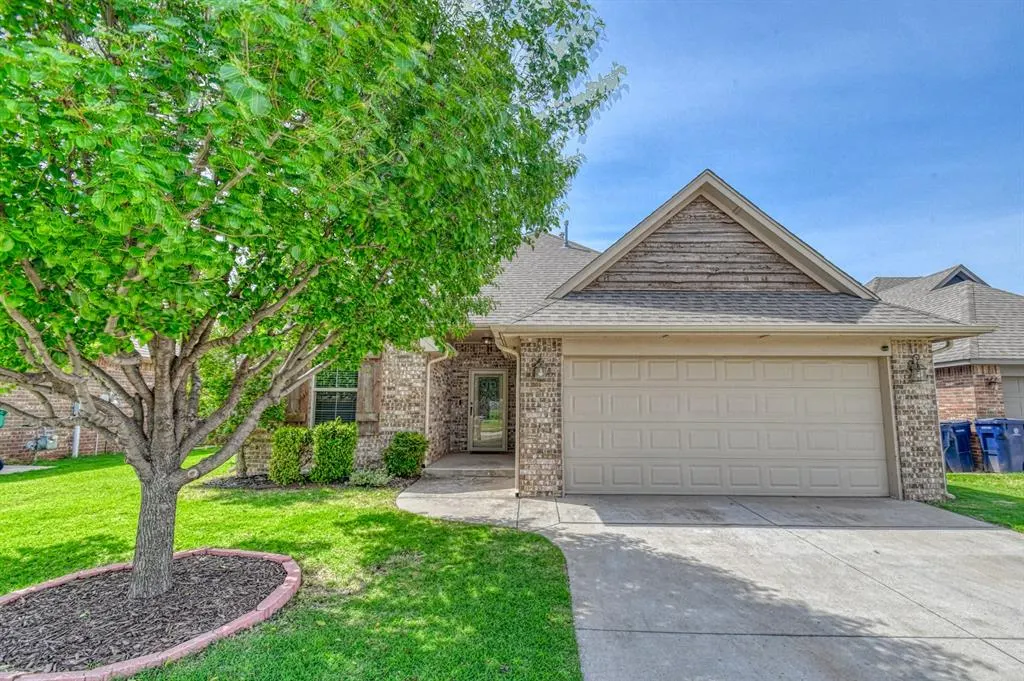 Photo 2 — 5124 SW 120th Terrace, Oklahoma City, OK 73173