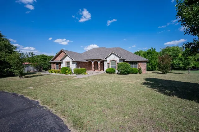 Photo 2 — 11600 S Council Road, Oklahoma City, OK 73173
