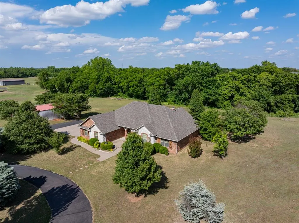 Photo 3 — 11600 S Council Road, Oklahoma City, OK 73173