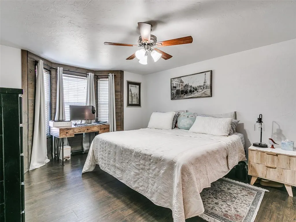 Photo 6 — 2114 Westmore Drive, Moore, OK 73170