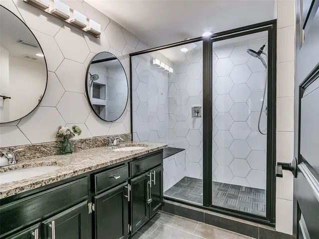 Photo 7 — 2114 Westmore Drive, Moore, OK 73170