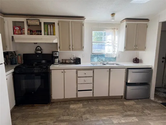Photo 7 — 209 E 1st Street, Davenport, OK 74026