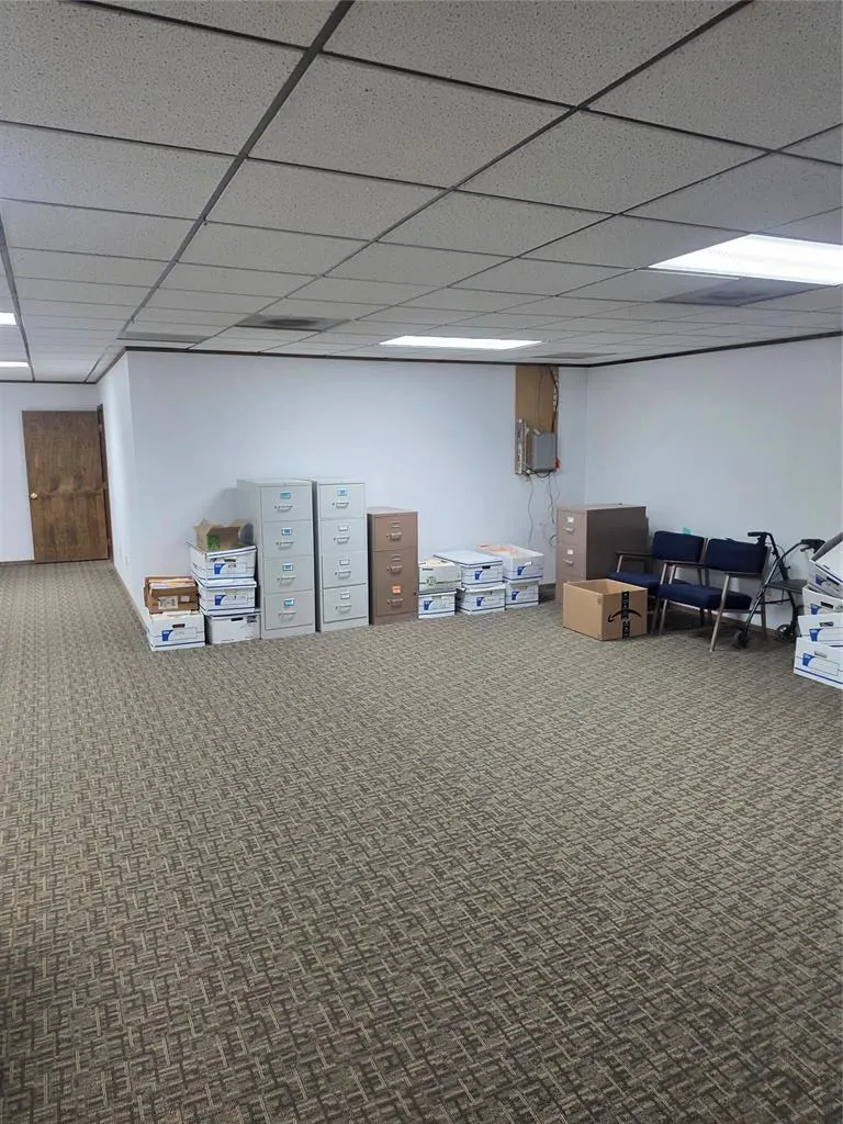 Photo 14 — 202 W Broadway Street, Hollis, OK 73550