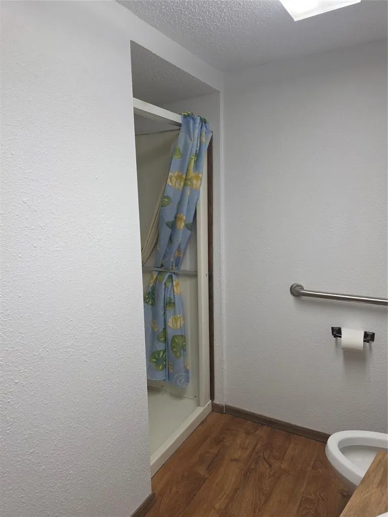 Photo 22 — 202 W Broadway Street, Hollis, OK 73550
