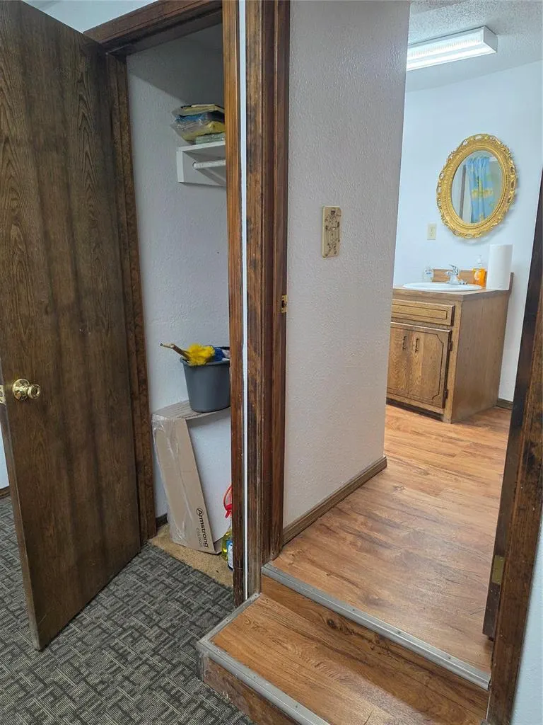 Photo 24 — 202 W Broadway Street, Hollis, OK 73550