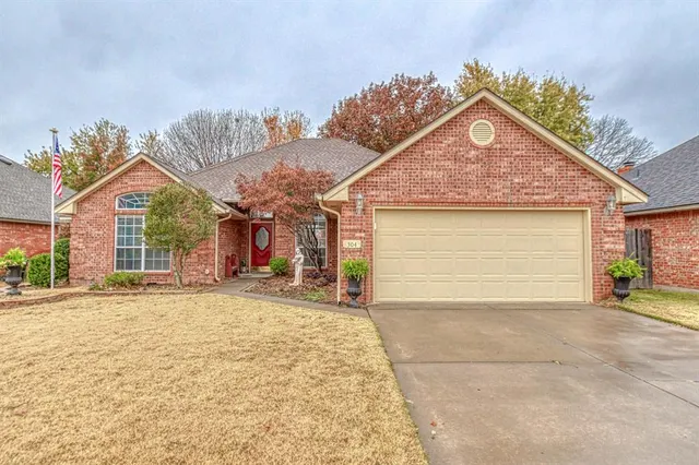 Front exterior — 304 Baker Street, Norman, OK 73072