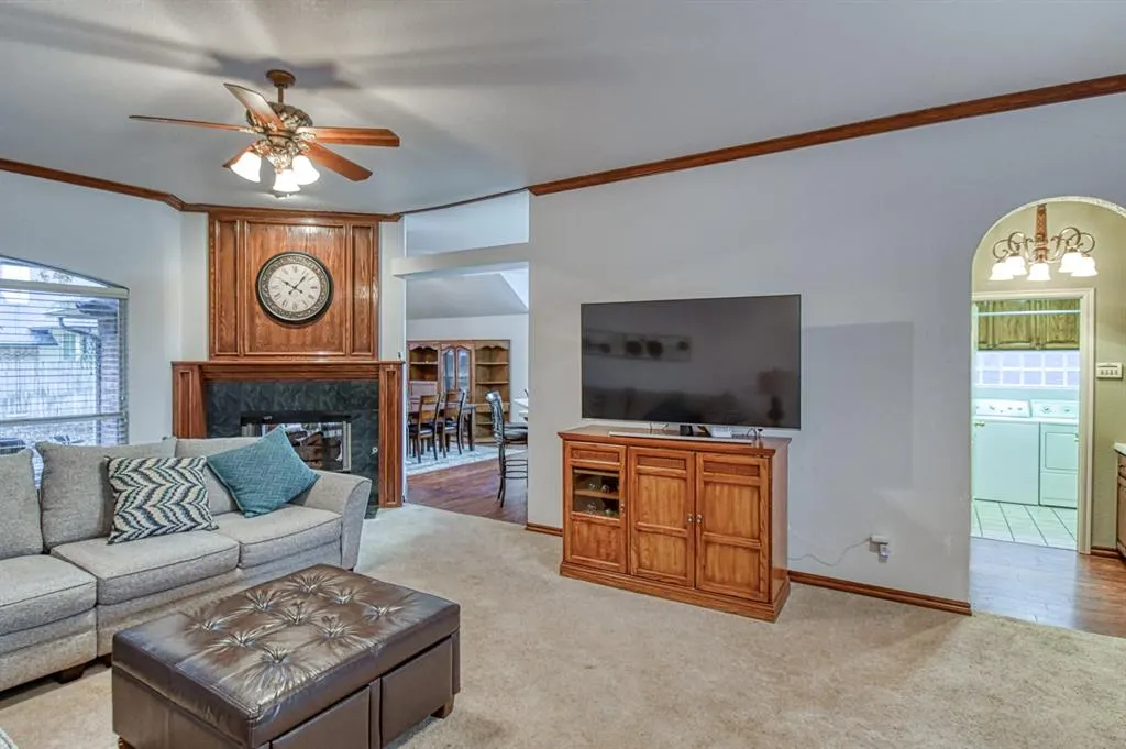 Photo 5 — 304 Baker Street, Norman, OK 73072
