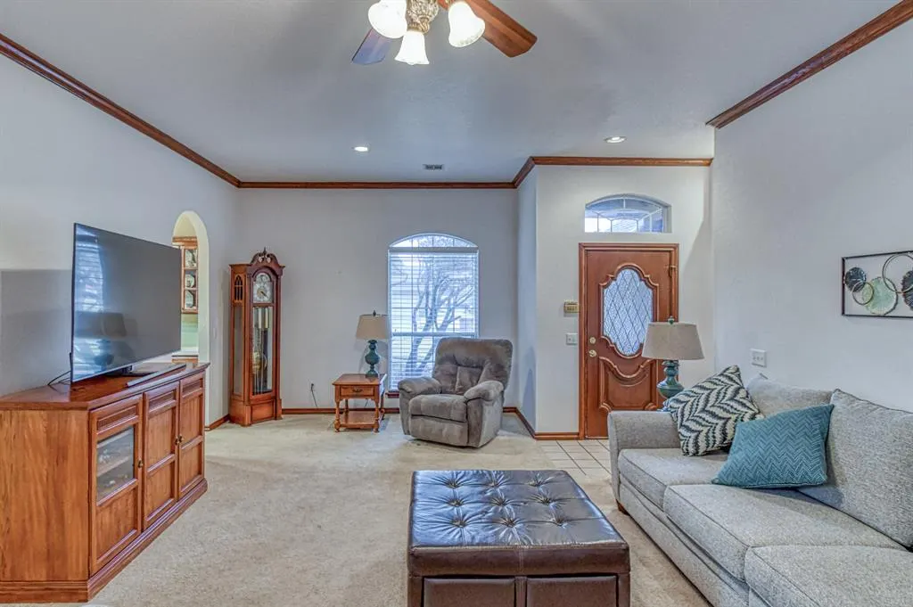 Photo 6 — 304 Baker Street, Norman, OK 73072