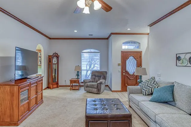 Photo 6 — 304 Baker Street, Norman, OK 73072