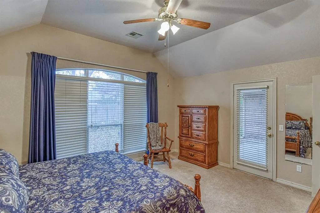 Photo 15 — 304 Baker Street, Norman, OK 73072
